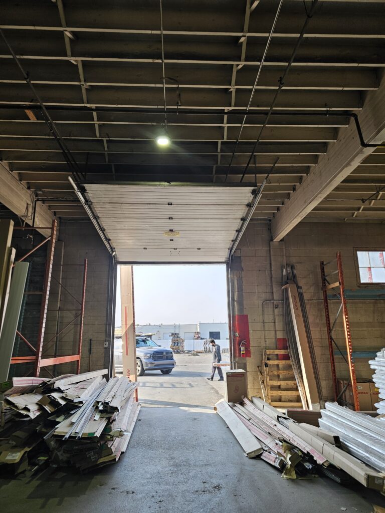 Commercial garage door
