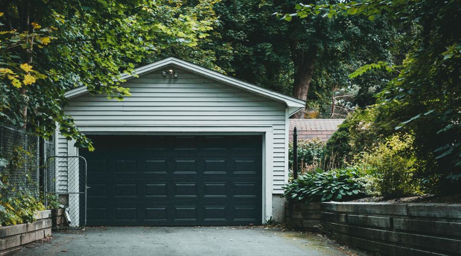 How to Prepare Your Garage Door for Spring